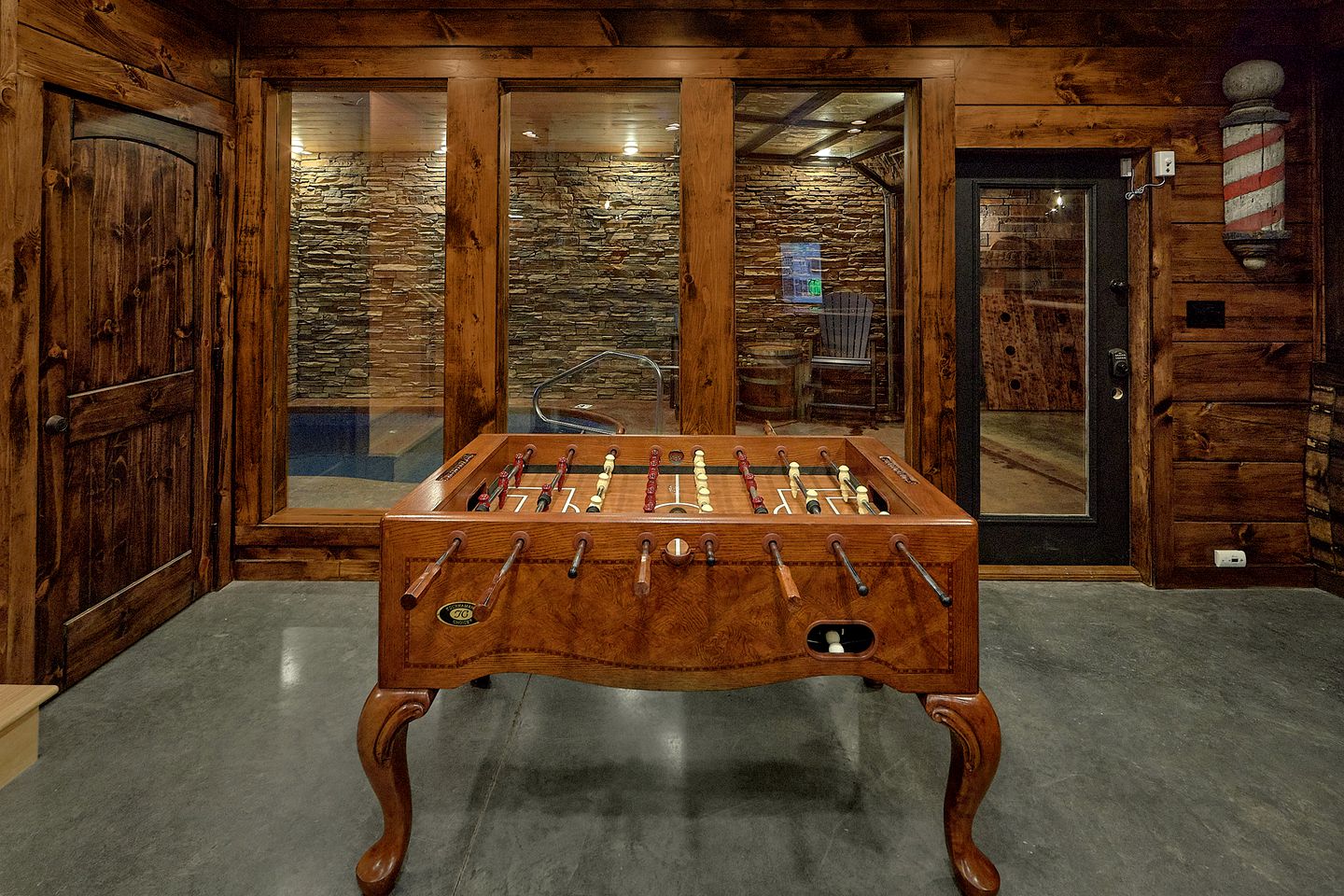 Gatlinburg Glamping Lodge for an Outdoor Adventure near the Great Smoky Mountain National Park