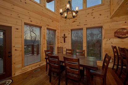 Gatlinburg Glamping Lodge for an Outdoor Adventure near the Great Smoky Mountain National Park - Photo 2