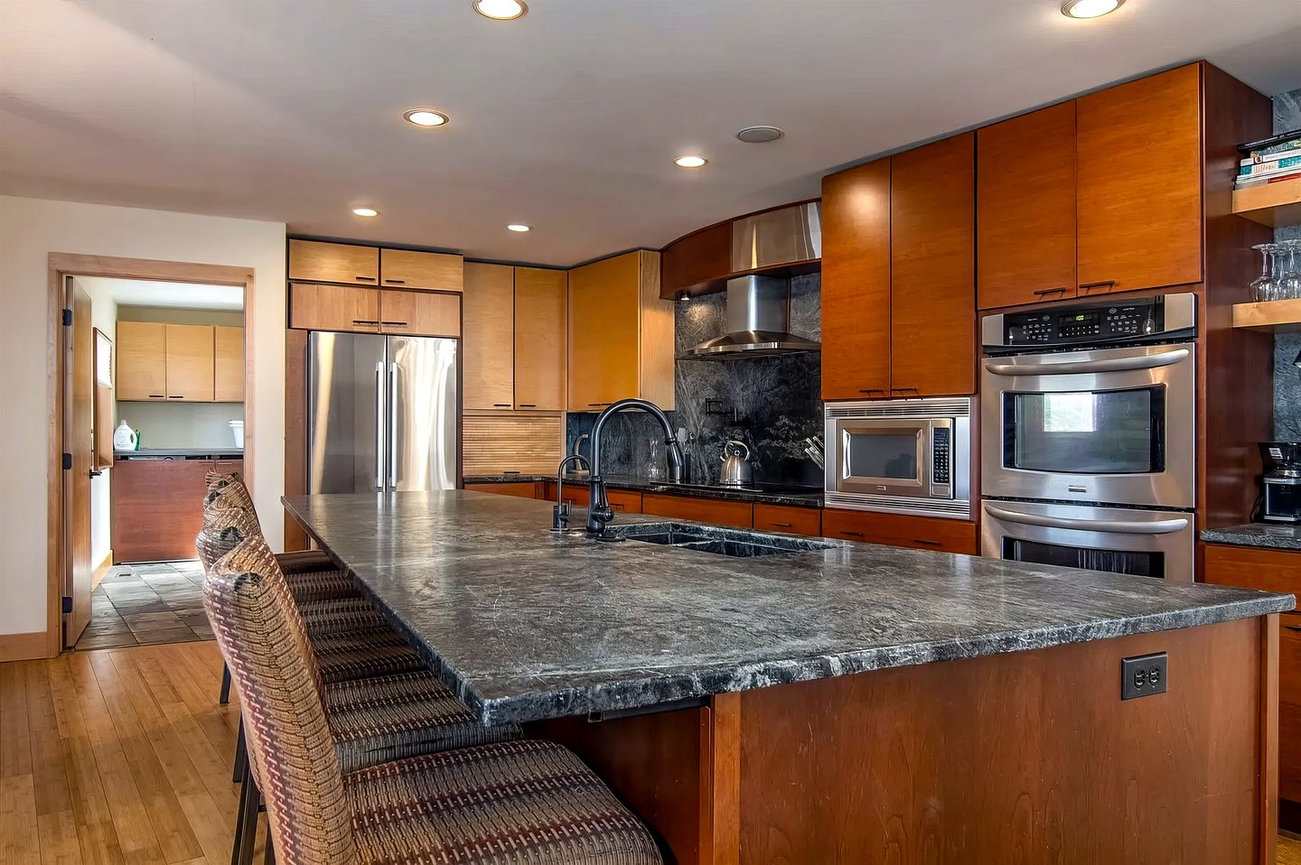 Enjoyable Secluded Cottage with Hot-tub in New Richmond, Wisconsin