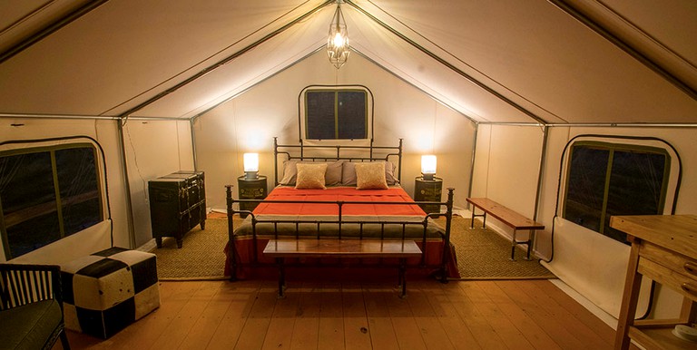 Luxury tent for glamping near Grand Staircase-Escalante in Utah.