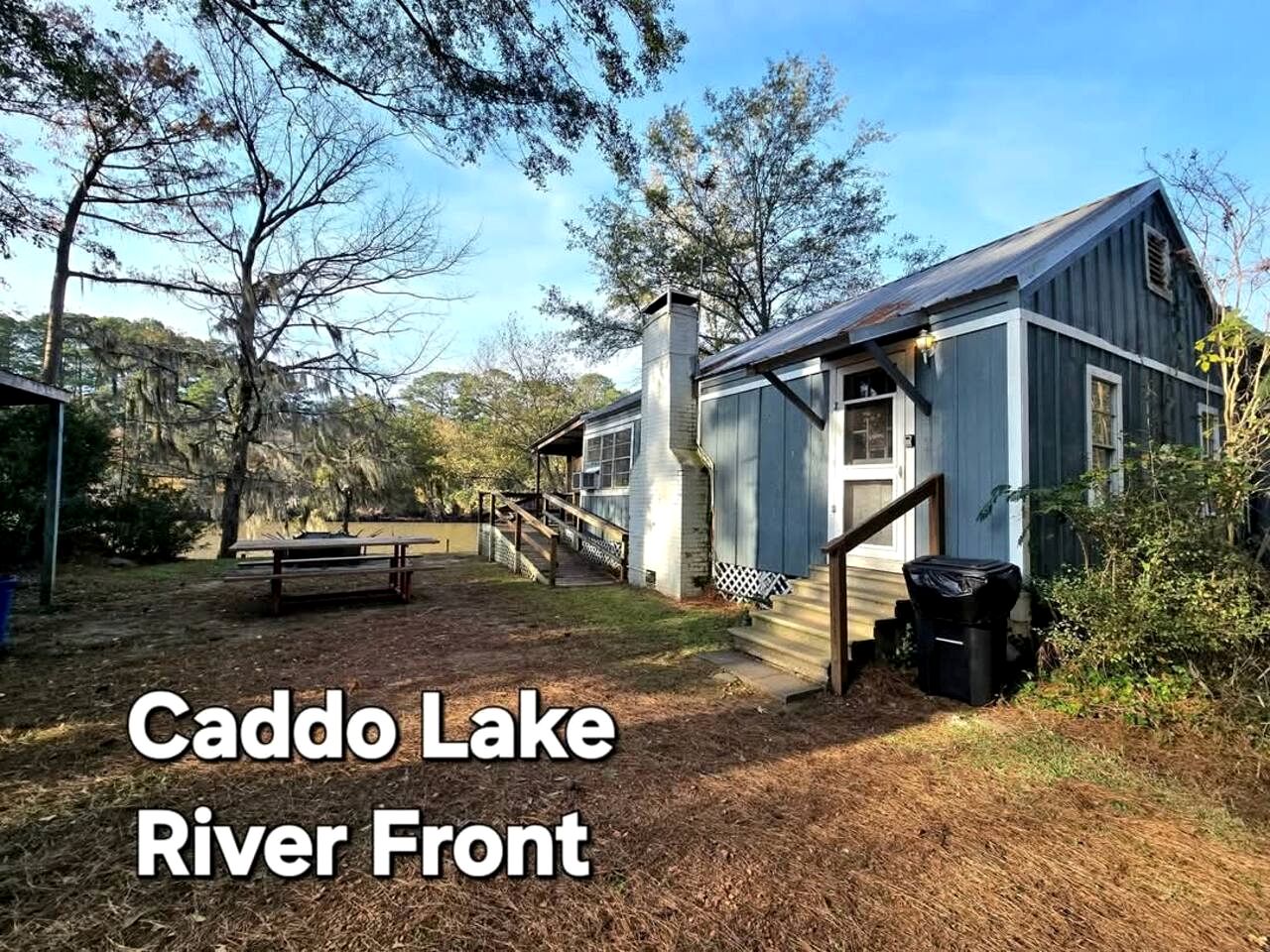 Beautiful Rustic Wooden Cabin in Quitman, Mississippi