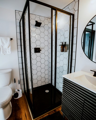 Domes (United States of America, Cedar Bluff, Alabama)