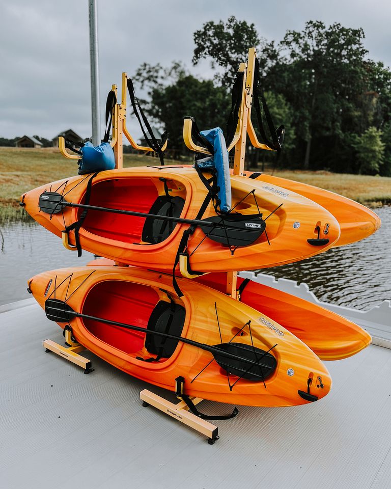 Cozy Lakeside Dome with Hot Tub in Cedar Bluff, Alabama