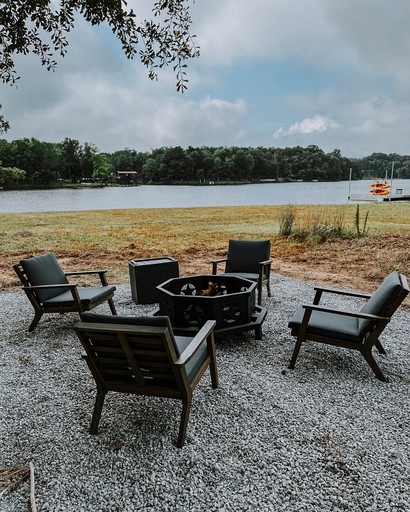 Domes (United States of America, Cedar Bluff, Alabama)