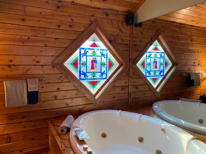 Secluded Cabin with Views of the Ozarks in Eureka Springs, Arkansas | Cabins (Eureka Springs, Arkansas, United States of America)