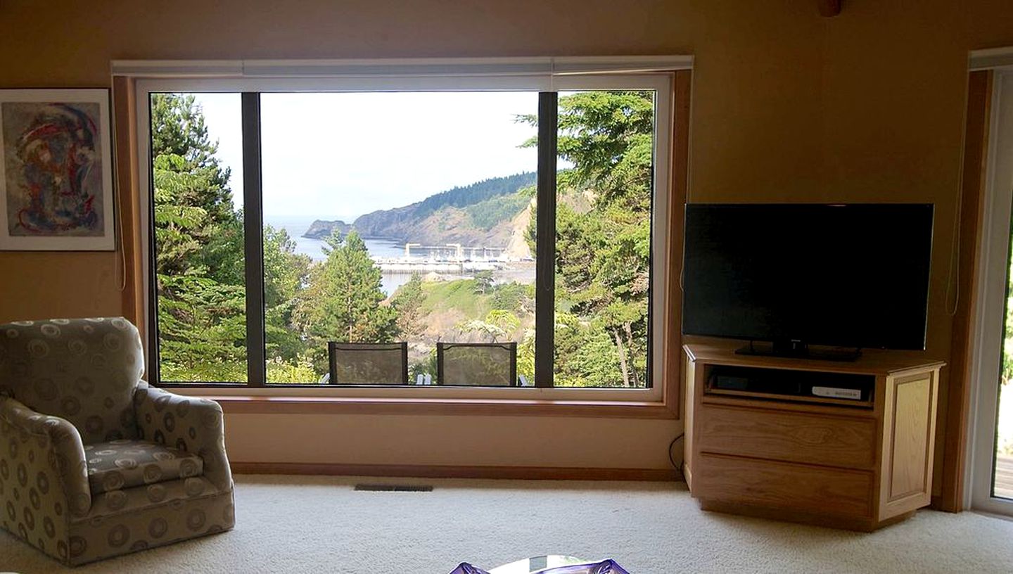 Stunning Cabin Rental with Incredible Ocean Views along the Oregon Coast