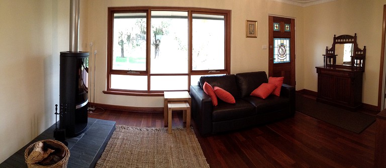 Cottages (Baskerville, Western Australia, Australia)