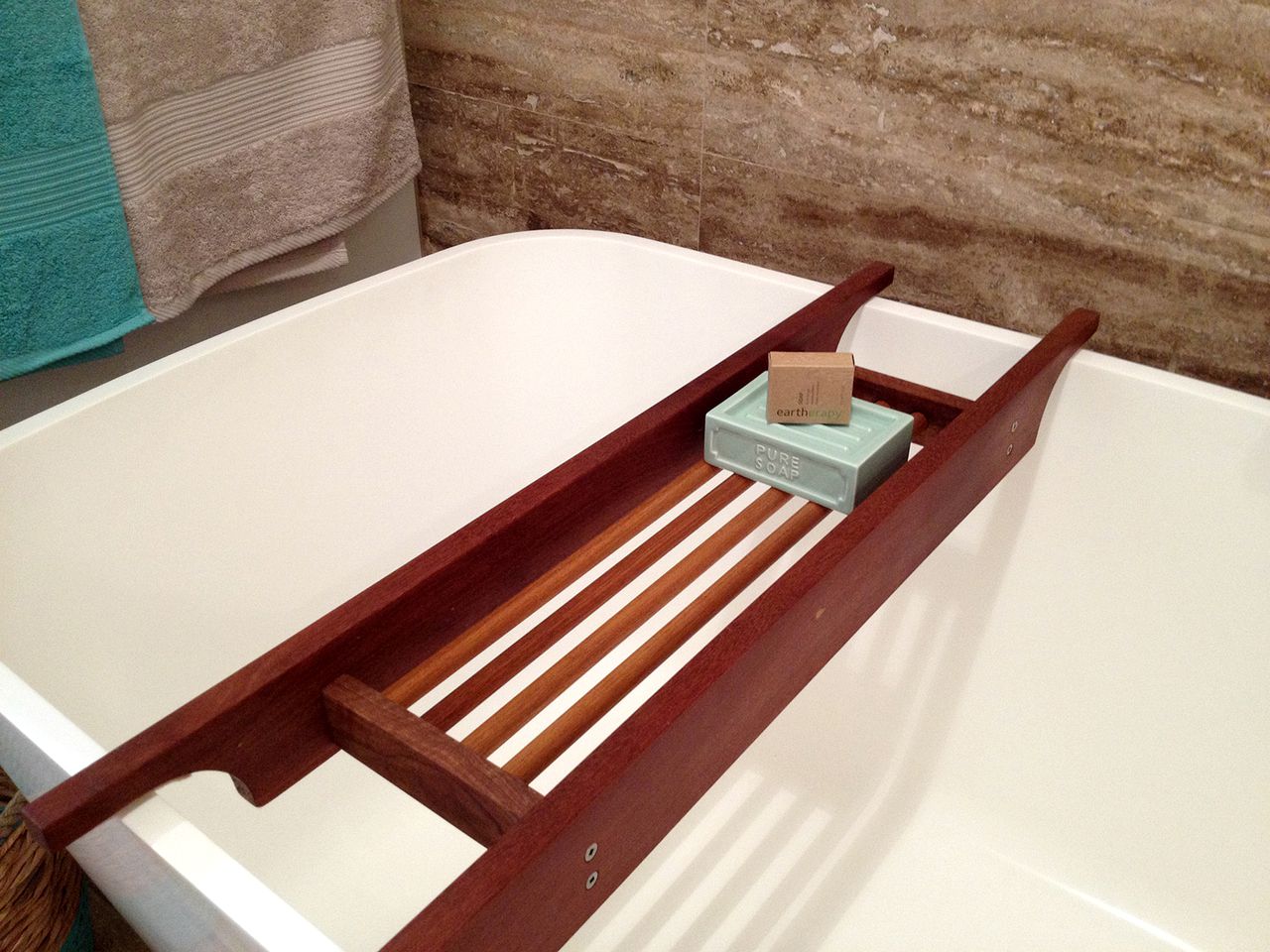 Luxury Accommodations on the Swan River in Baskerville, Western Australia