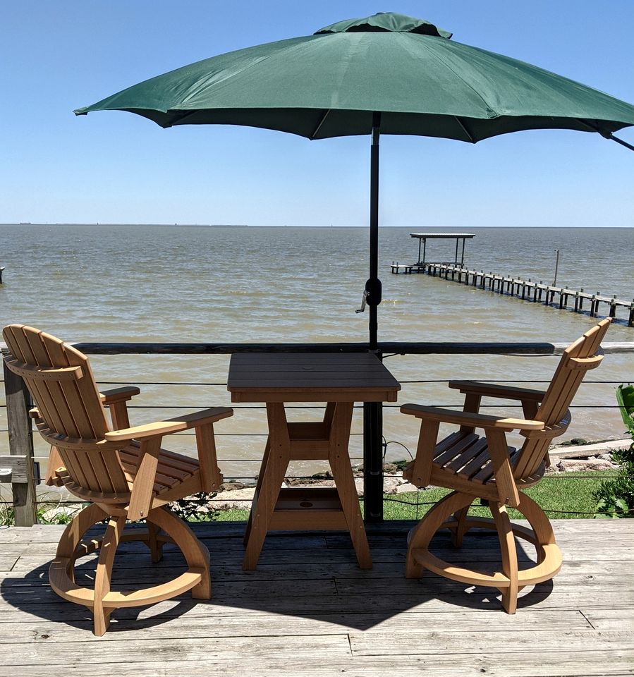 Waterfront Suite with Private Balcony and Panoramic Bay Views in Bacliff, Texas