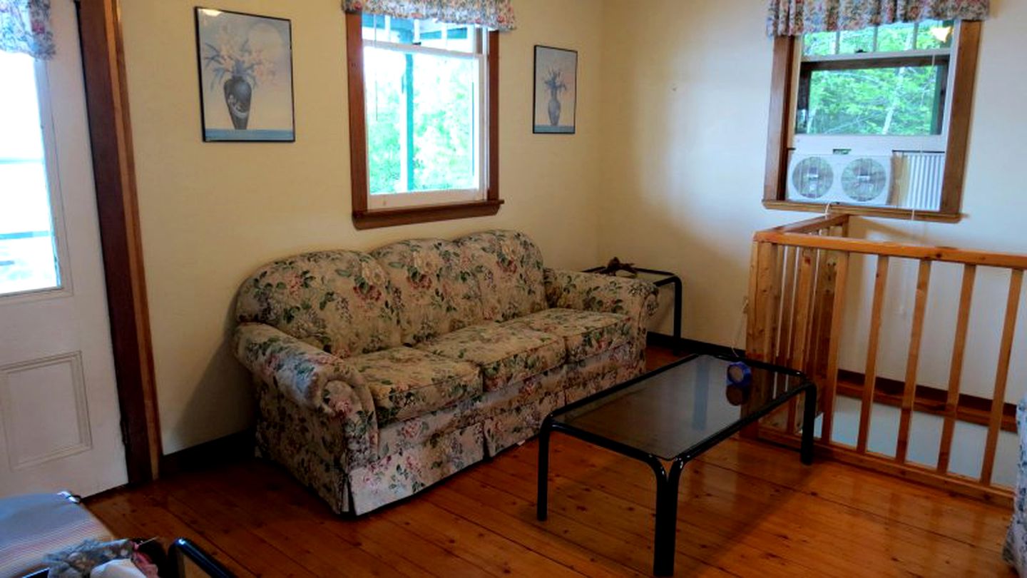 Picturesque Vacation Cottage with Superb Views near Saint John, New Brunswick