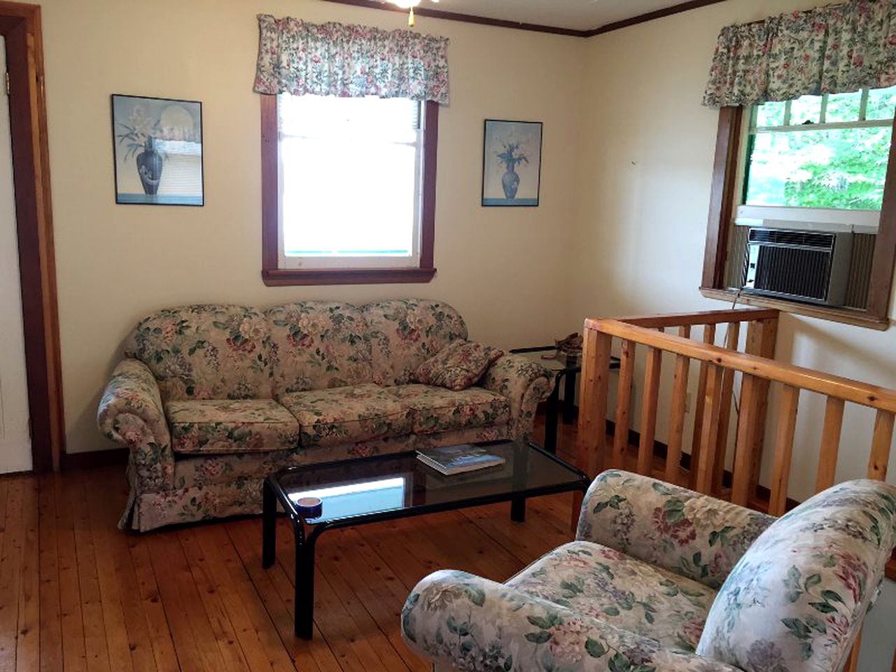 Picturesque Vacation Cottage with Superb Views near Saint John, New Brunswick