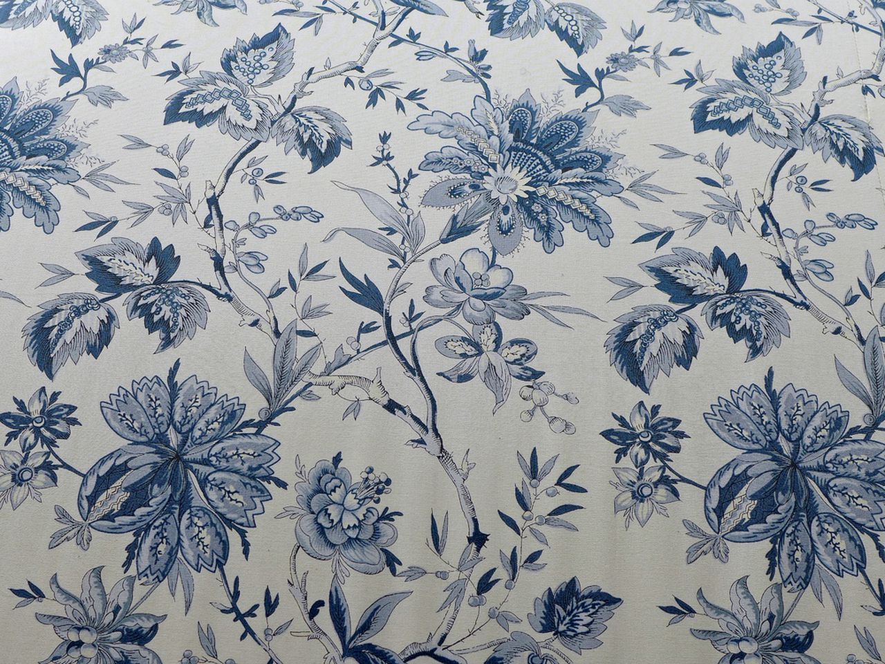 Spacious Family Suite on Upscale Ranch with Stables near Cooperstown, New York