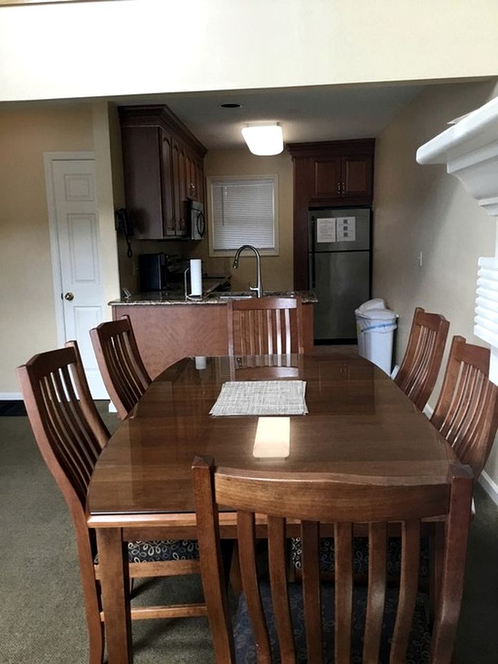 Wonderful Rental with Direct Lake Views and Two Decks in New York