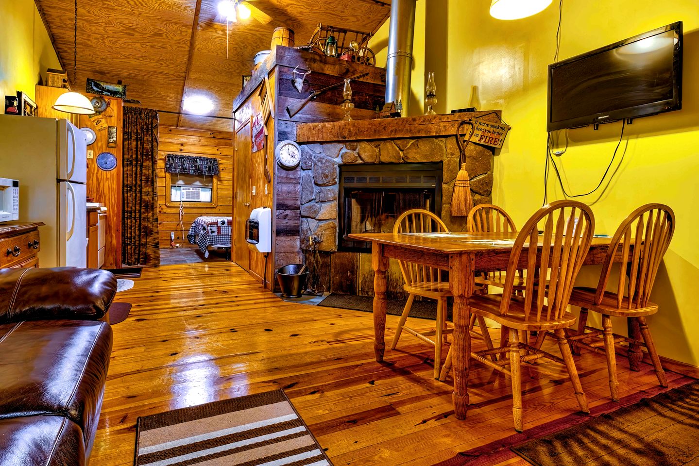 Cozy Creekside Cabin Rental near Cherokee, North Carolina