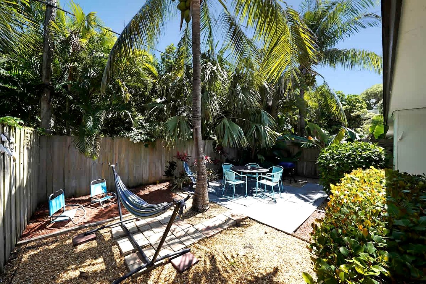 Charming Coastal Retreat with Private Courtyard Near Beach & Dining in West Palm Beach, Florida