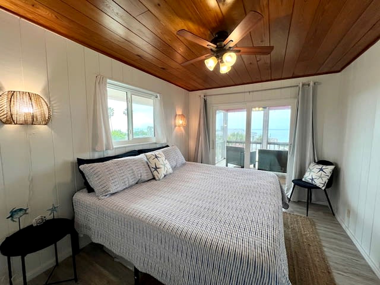 Cozy Cottage Overlooking the Beach and Gulf of Mexico for a Relaxing Getaway on Little Gasparilla Island, Florida