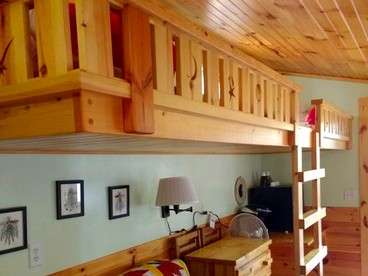 Unique Cabins For Rent Near Mackinaw City