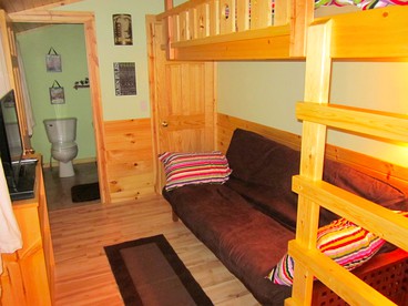 Unique Cabins For Rent Near Mackinaw City