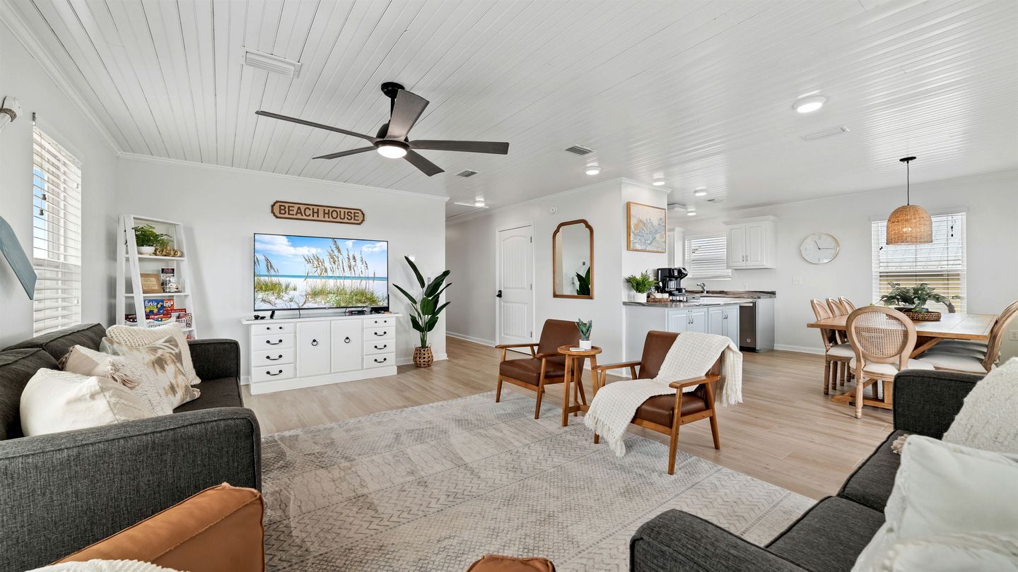 Beach Front Cottage with Private Heated Pool in Alabama