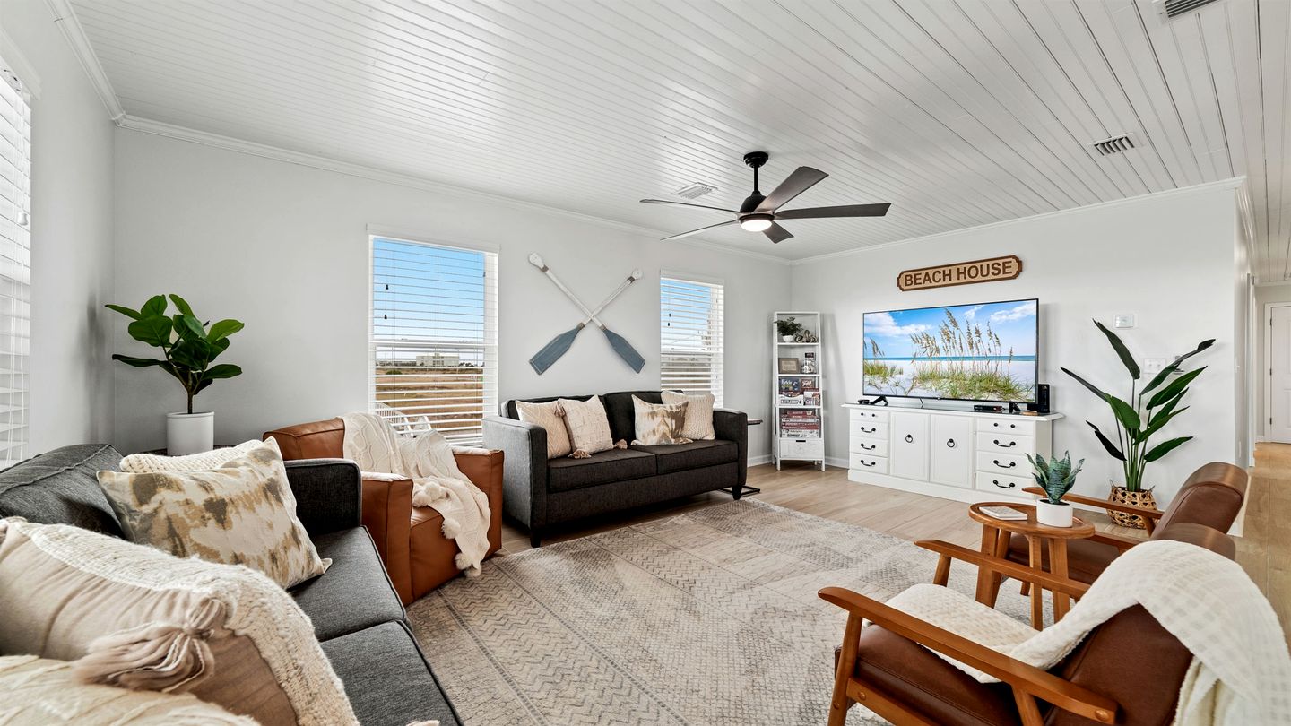 Beach Front Cottage with Private Heated Pool in Alabama