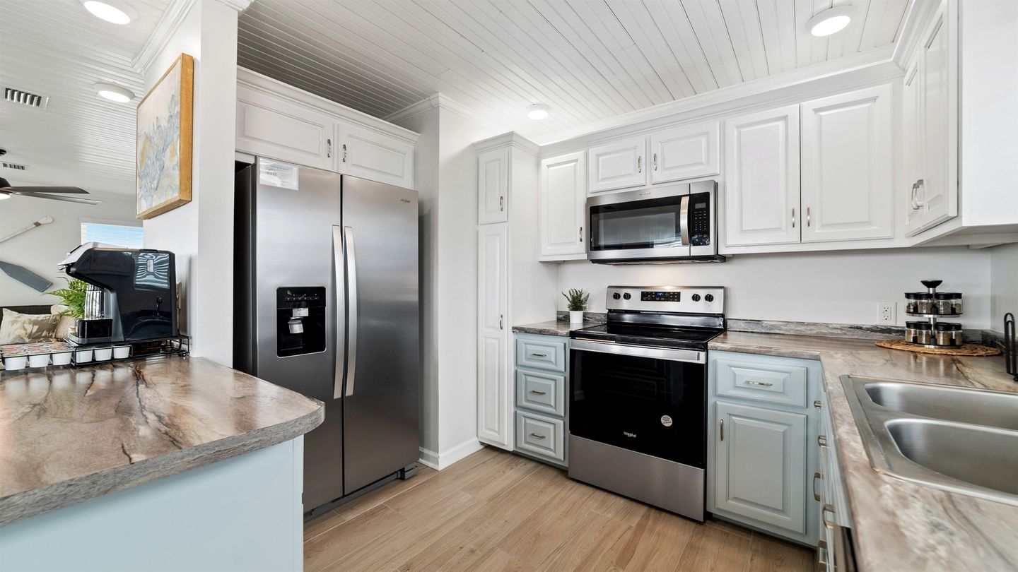 Beach Front Cottage with Private Heated Pool in Alabama