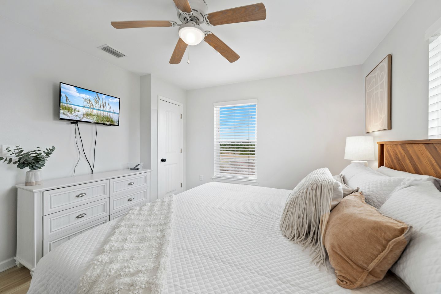 Beach Front Cottage with Private Heated Pool in Alabama