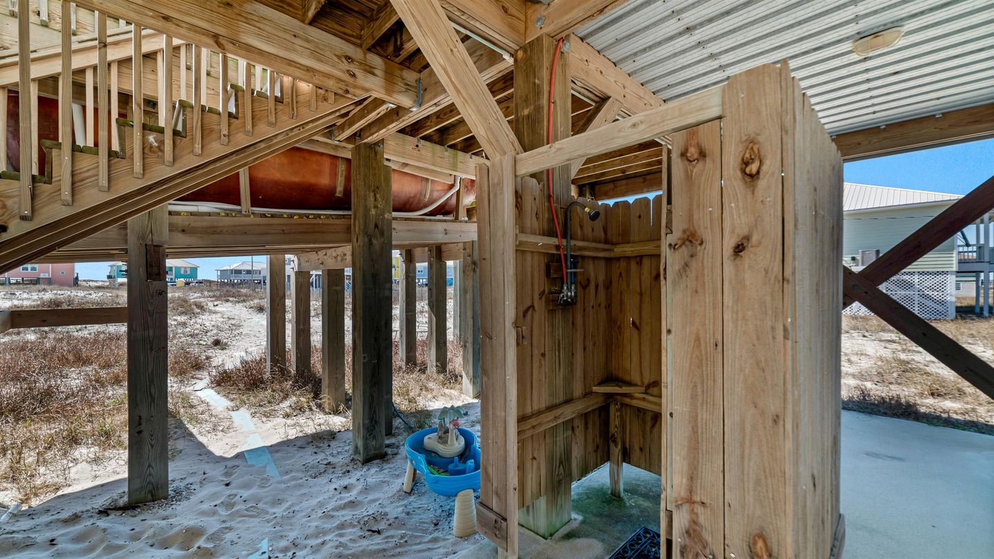 Beach Front Cottage with Private Heated Pool in Alabama
