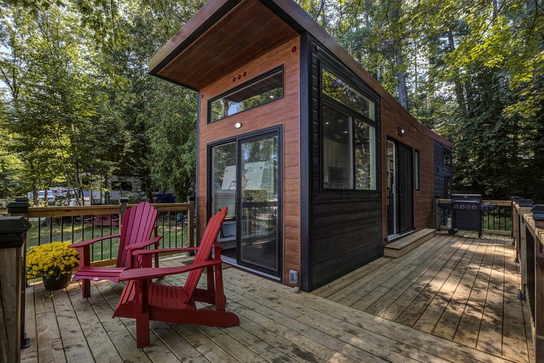 Incredible Tiny House Barbecue and Fire Pit Provided in Petawawa, Ontario