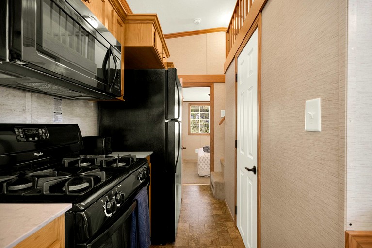 Cabins (United States of America, Sandwich, Massachusetts)