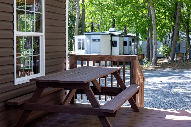 Cabins (United States of America, Sandwich, Massachusetts)
