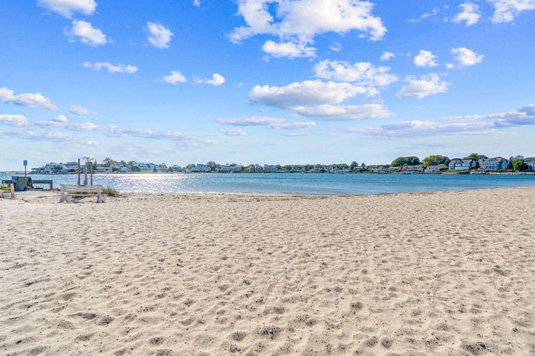 Cabins (United States of America, Sandwich, Massachusetts)