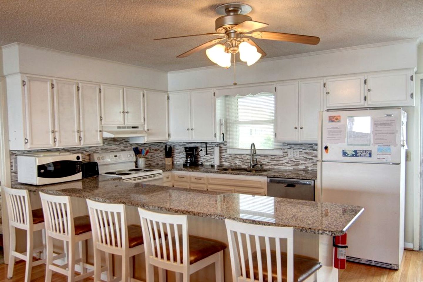 Family-Friendly Cottage with a Pool in Holden Beach, North Carolina