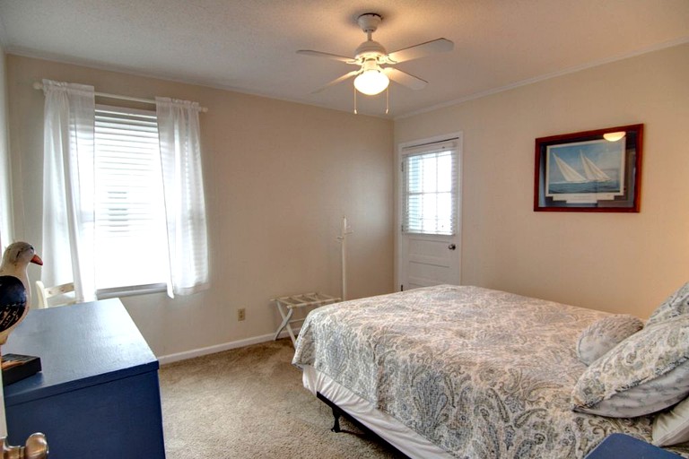 Beach Houses (Holden Beach, North Carolina, United States)