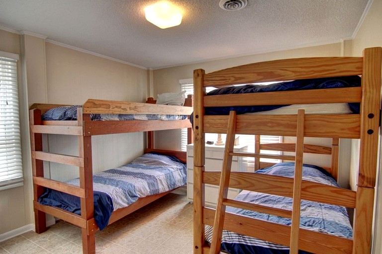 Beach Houses (Holden Beach, North Carolina, United States)