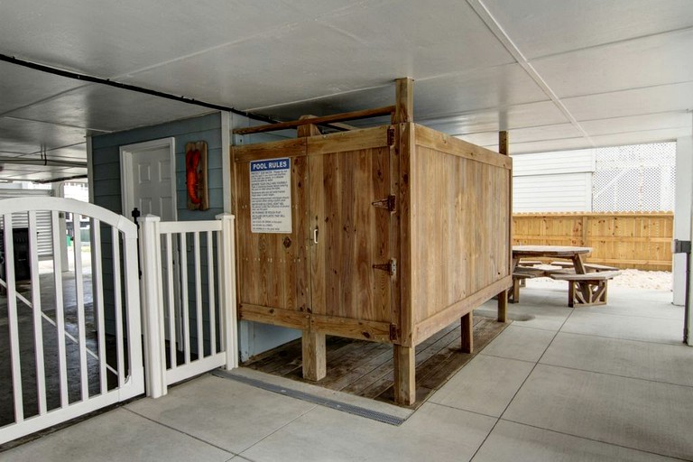 Beach Houses (Holden Beach, North Carolina, United States)