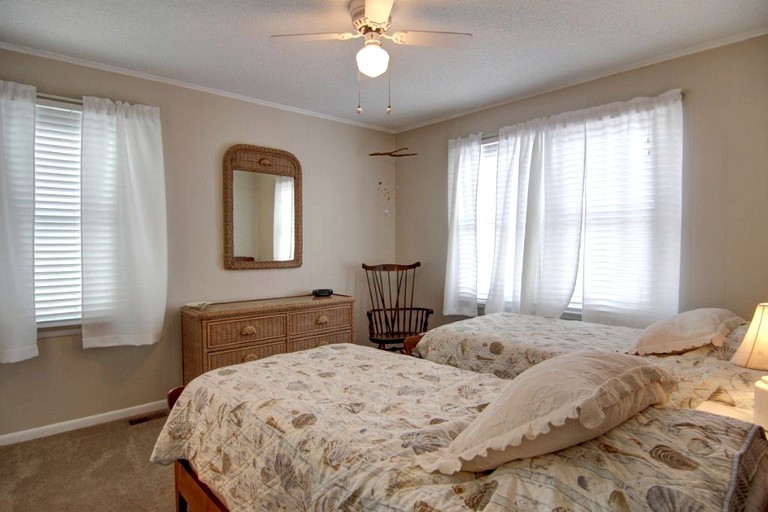 Beach Houses (Holden Beach, North Carolina, United States)