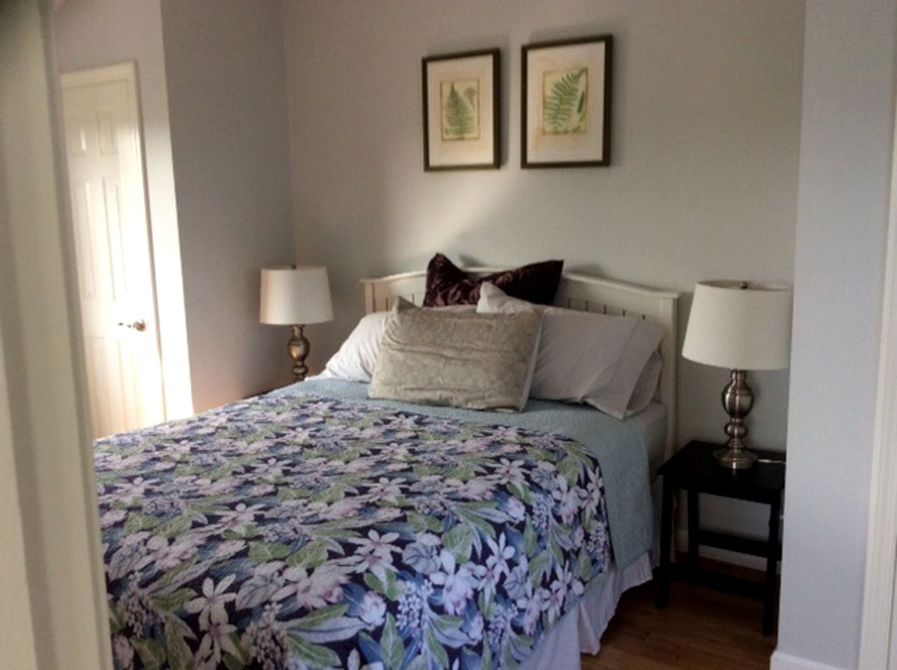 Compact Vacation Rental with Wi-Fi near Sawyers Beach, New Hampshire