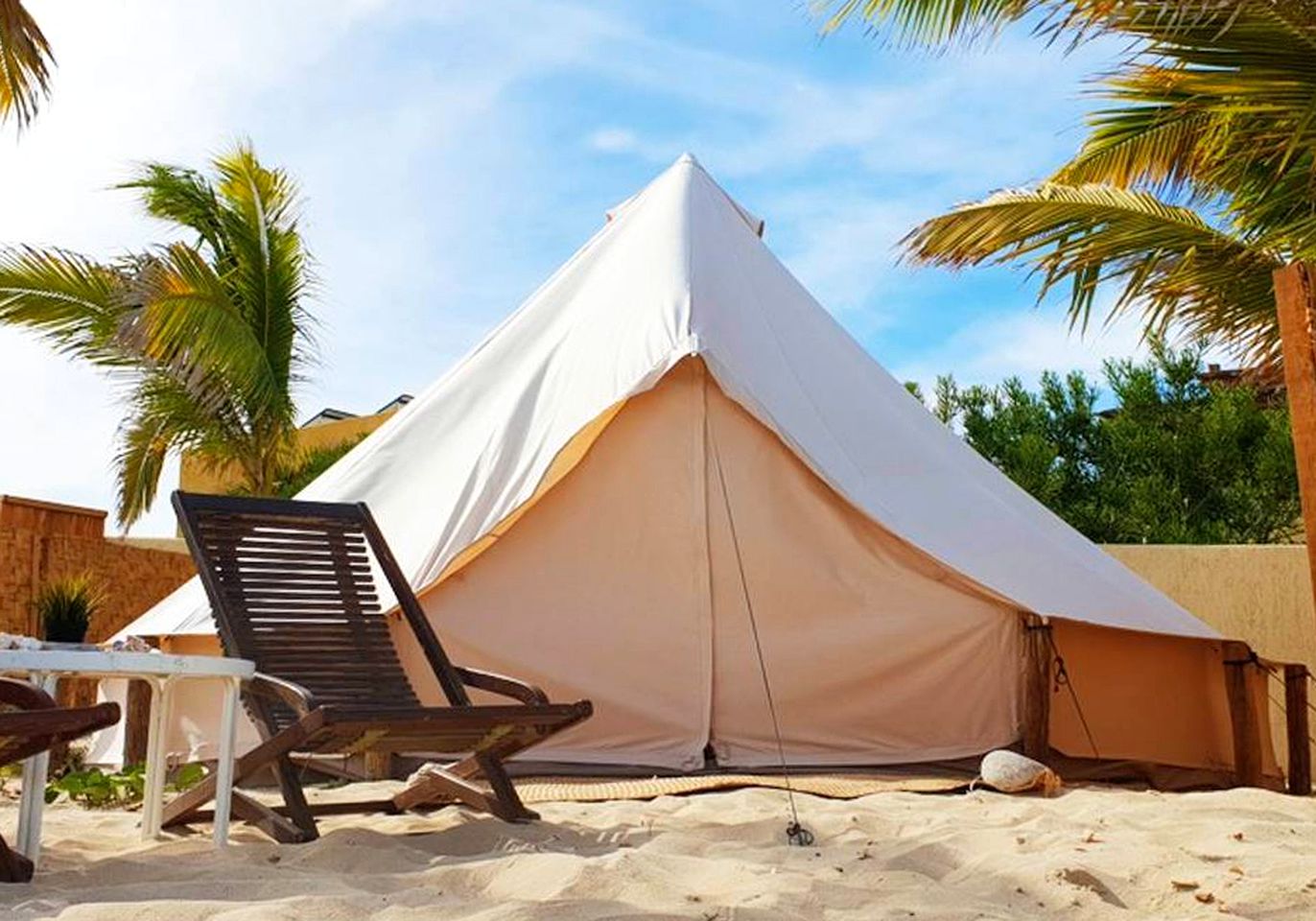 Bell Tents (La Ventana, Baja California del Sur, Mexico)