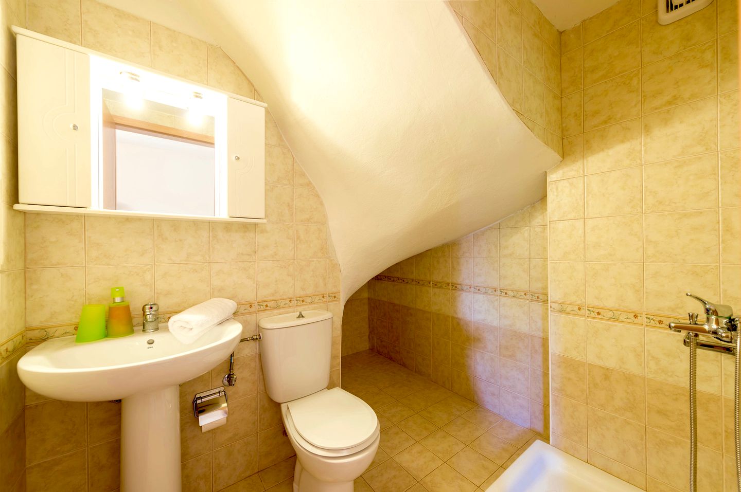 Stunning Beachfront Villa, Perfect for a Greek Vacation