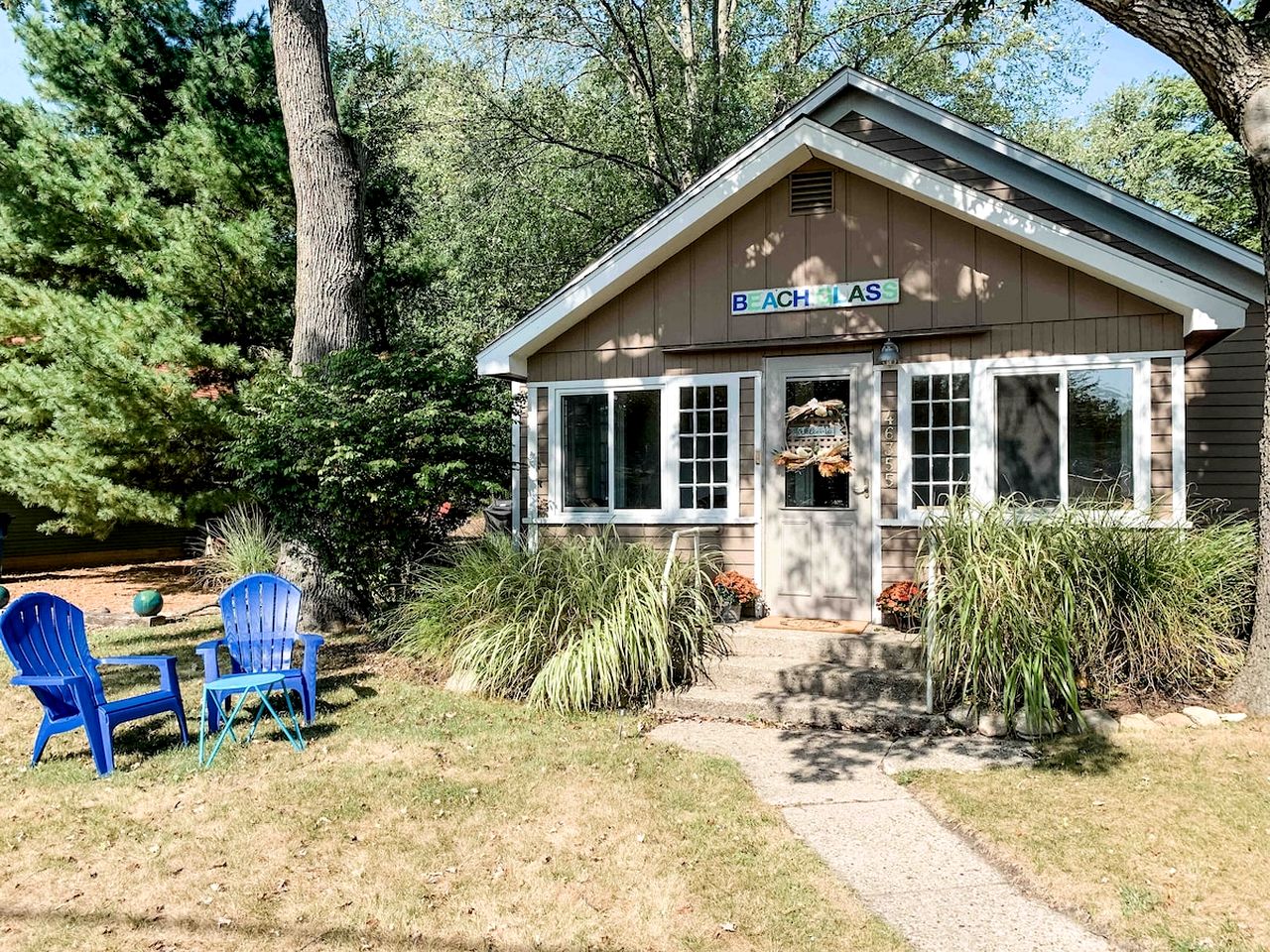 Wonderful Secluded Cottage Close to Lake Michigan in New Buffalo, Michigan