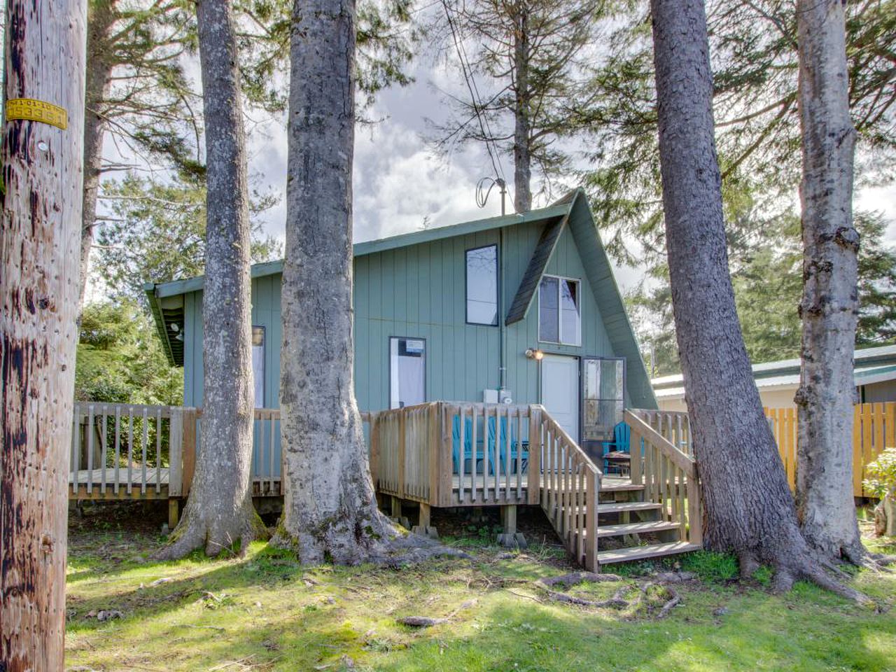 Pet-Friendly Cabin near Rockaway Beach, Oregon