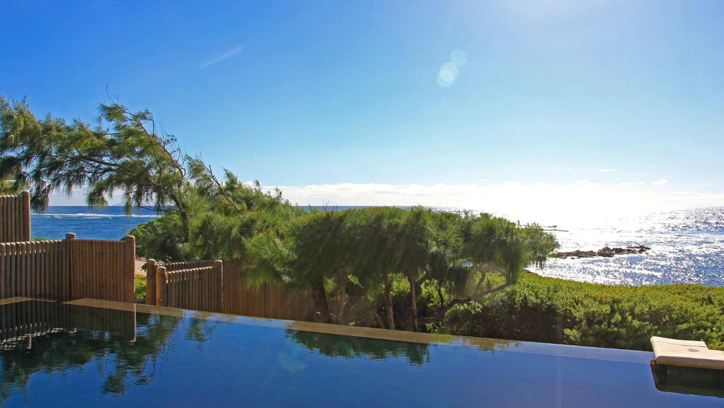 Beachside Villa Rental with a Swimming Pool near Bras d'Eau National Park, Mauritius