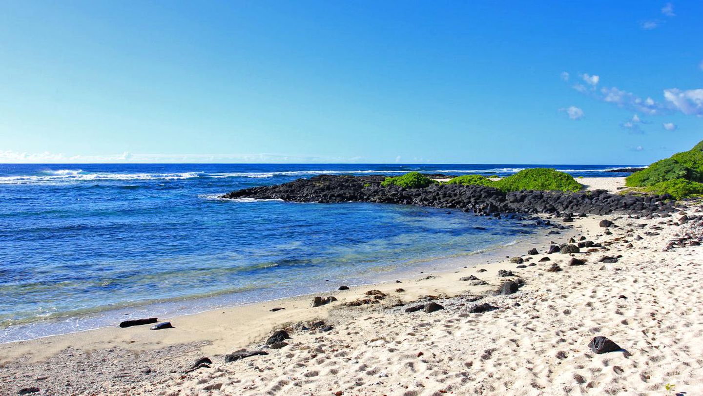 Beachside Villa Rental with a Swimming Pool near Bras d'Eau National Park, Mauritius