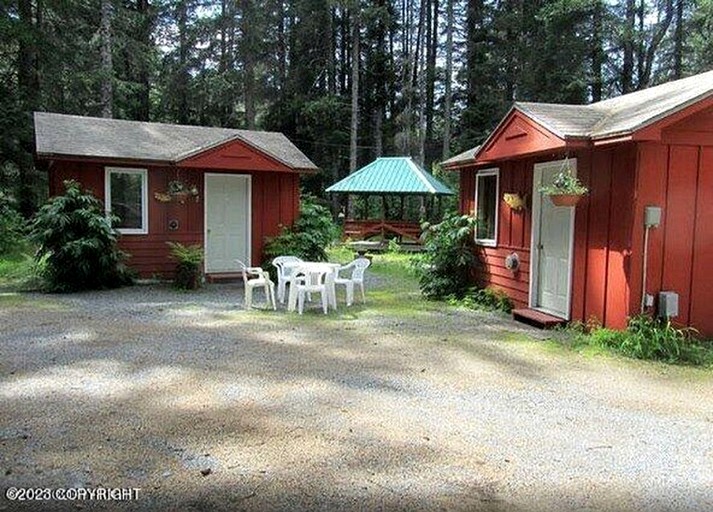 Cabins (United States of America, Seward, Alaska)