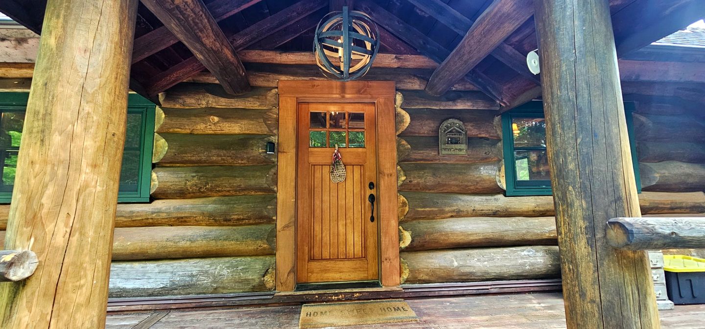 Vibrant Cabin Retreat Near Brassua Lake, Maine