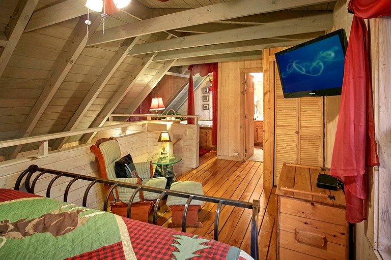 -- (United States, Gatlinburg, Tennessee)