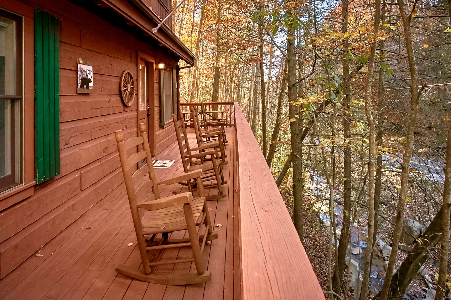 Secluded Cabin Rental for a Romantic Mountain Escape in Tennessee