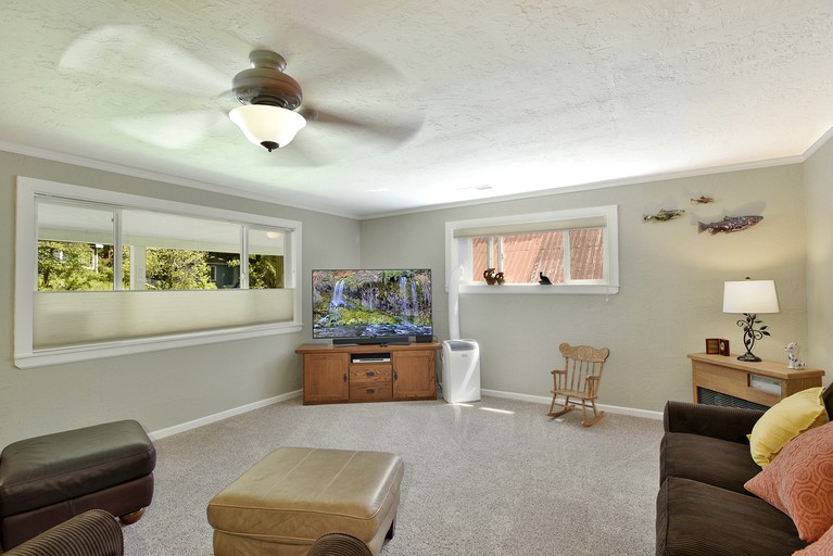 Vacation Rentals (United States of America, Dunsmuir, California)