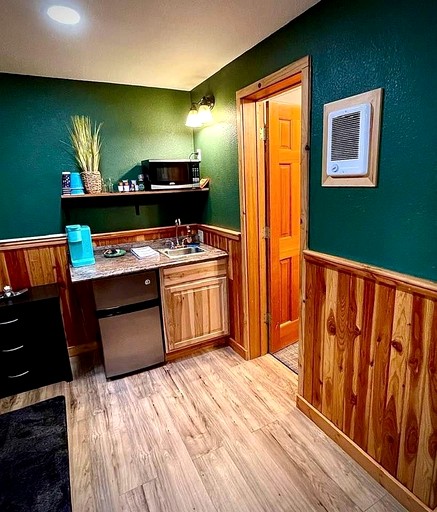 Vacation Rentals (United States of America, Childs, Montana)