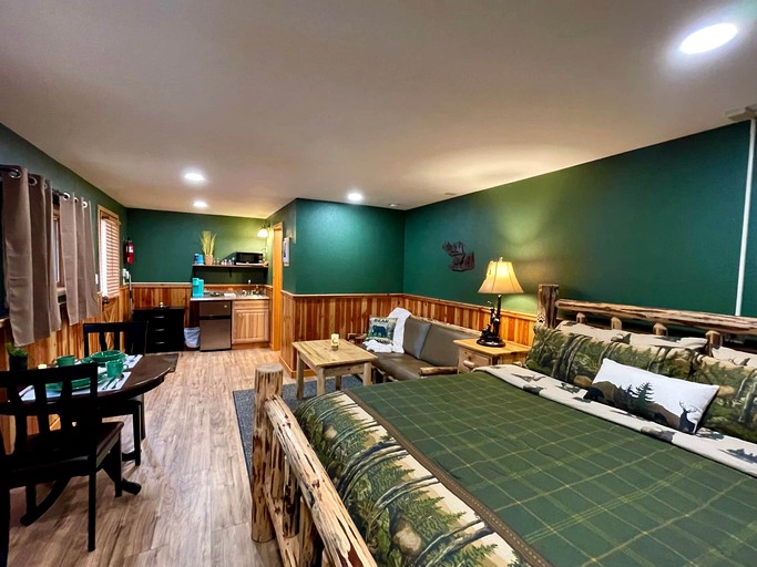 Vacation Rentals (United States of America, Childs, Montana)